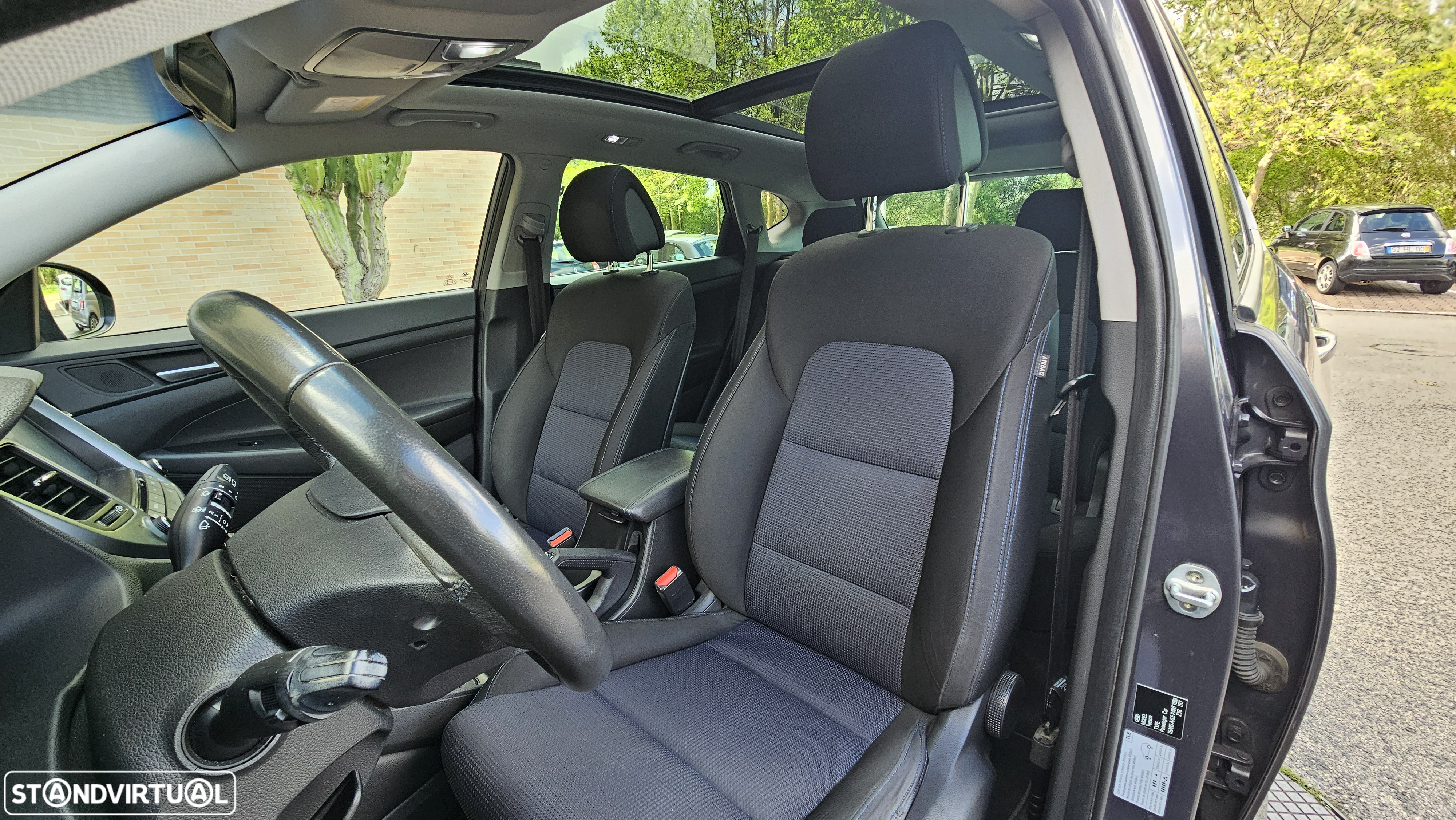 Hyundai Tucson 1.7 CRDi Premium - 12