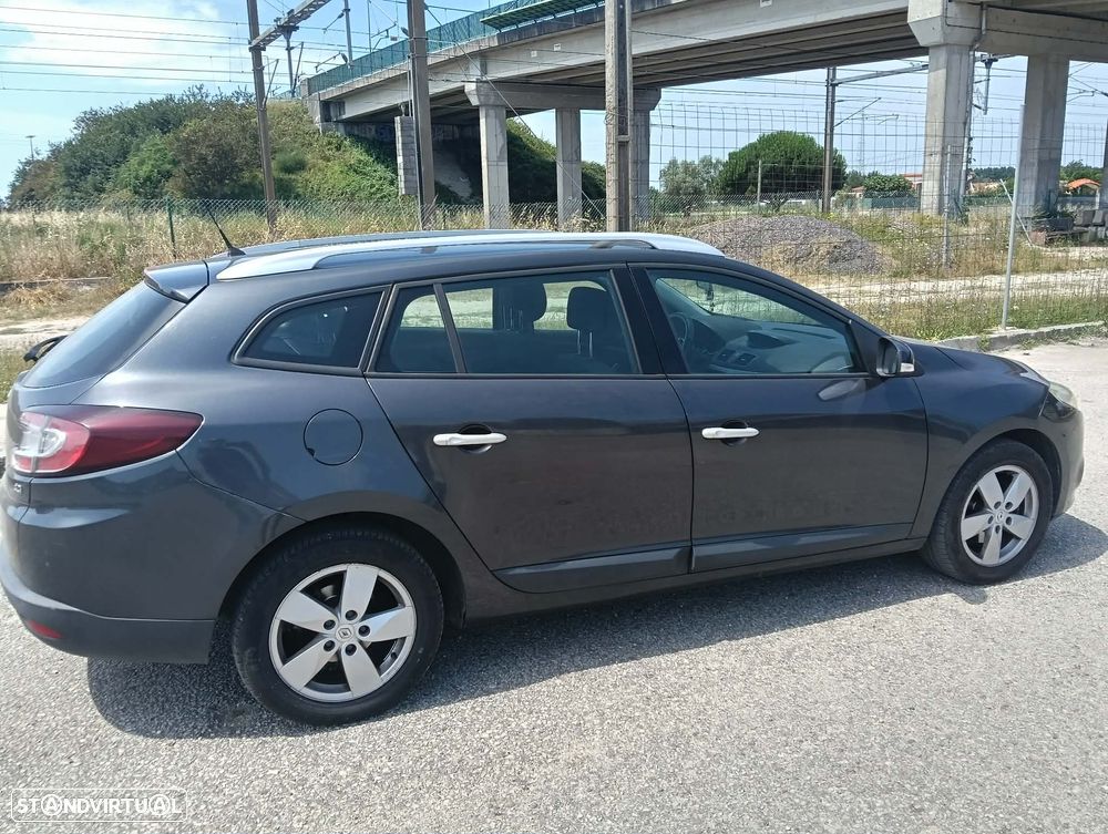 Renault Mégane Sport Tourer 1.5 dCi Dynamique S CO2 Champion - 3