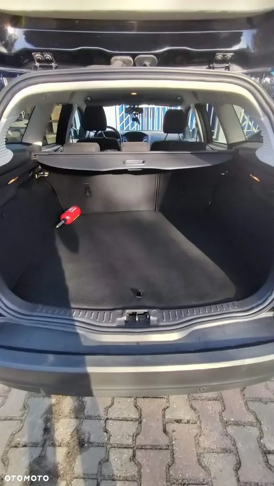 Ford Focus 1.5 TDCi SYNC Edition - 17