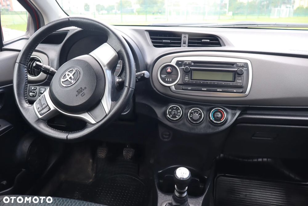 Toyota Yaris 1.33 Premium - 17