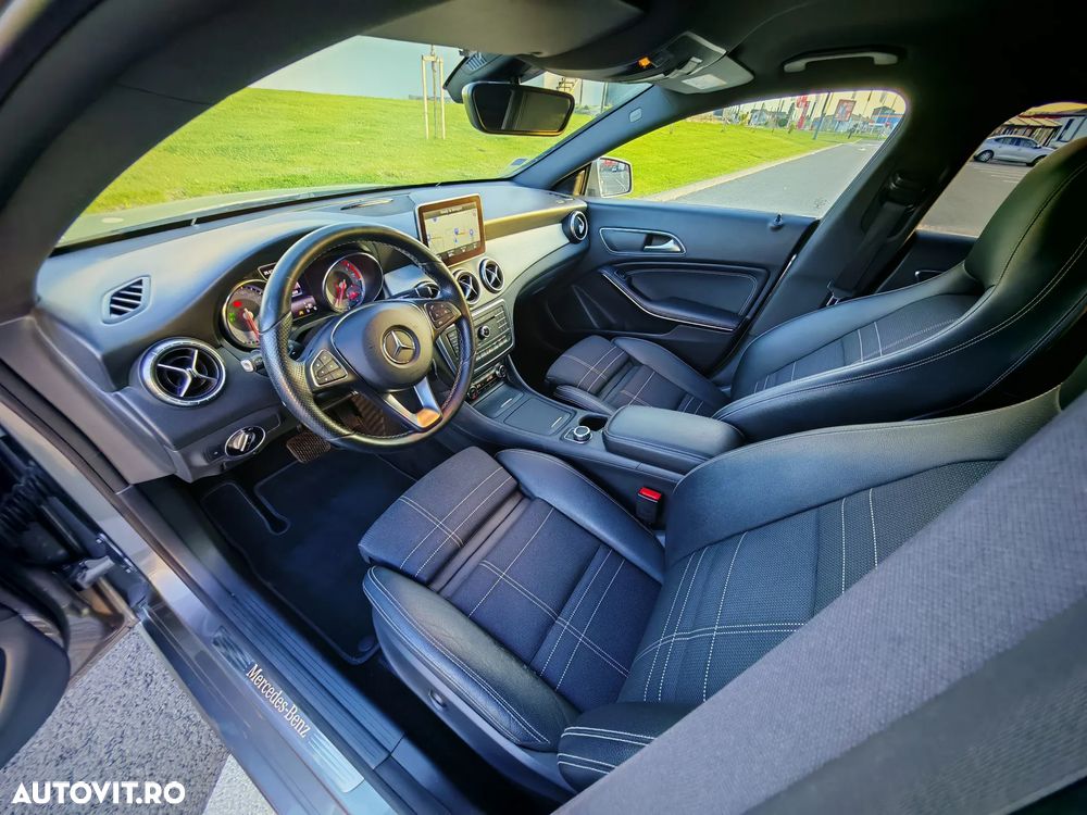 Mercedes-Benz CLA 200 d 7G-DCT Peak Edition - 12