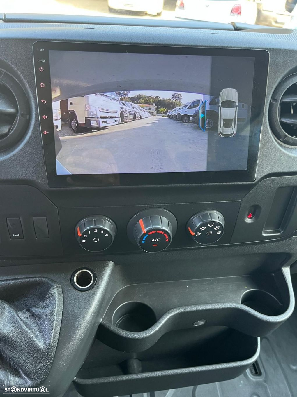 Renault Master 7 Lugares + Basculante - 14