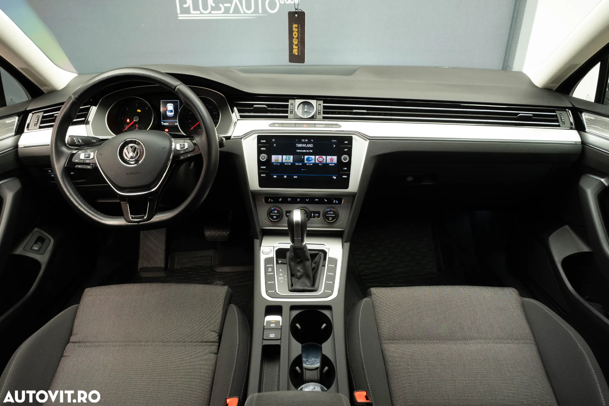 Volkswagen Passat 1.6 TDI DSG Trendline - 25