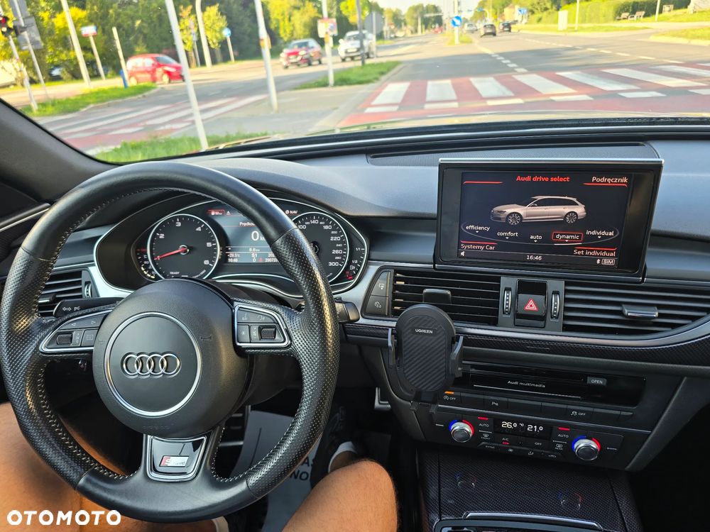 Audi A6 Avant - 16