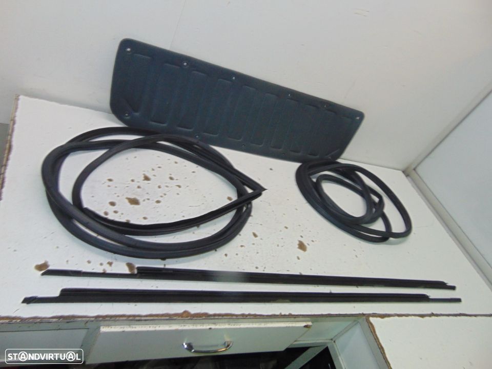 Suzuki alto quartela da mala/borrachas das portas/raspadores dos vidros - 1