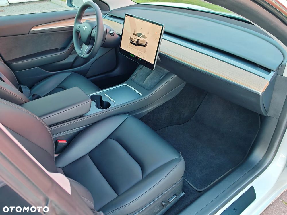 Tesla Model 3 RWD Hinterradantrieb - 35