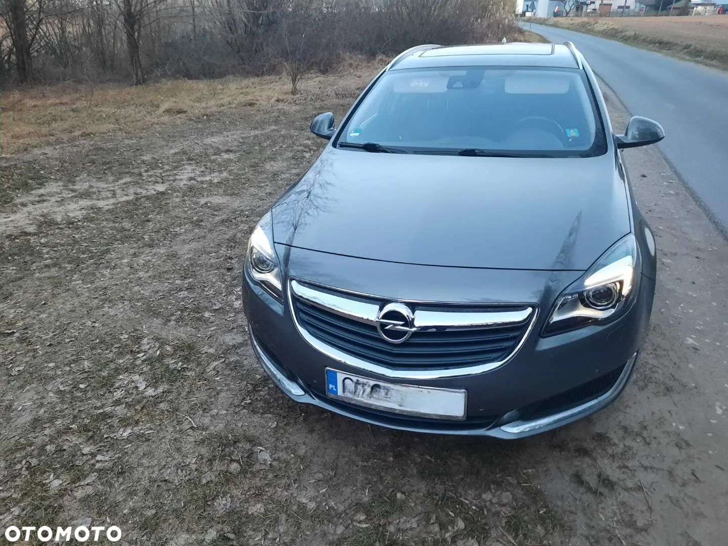 Opel Insignia - 1