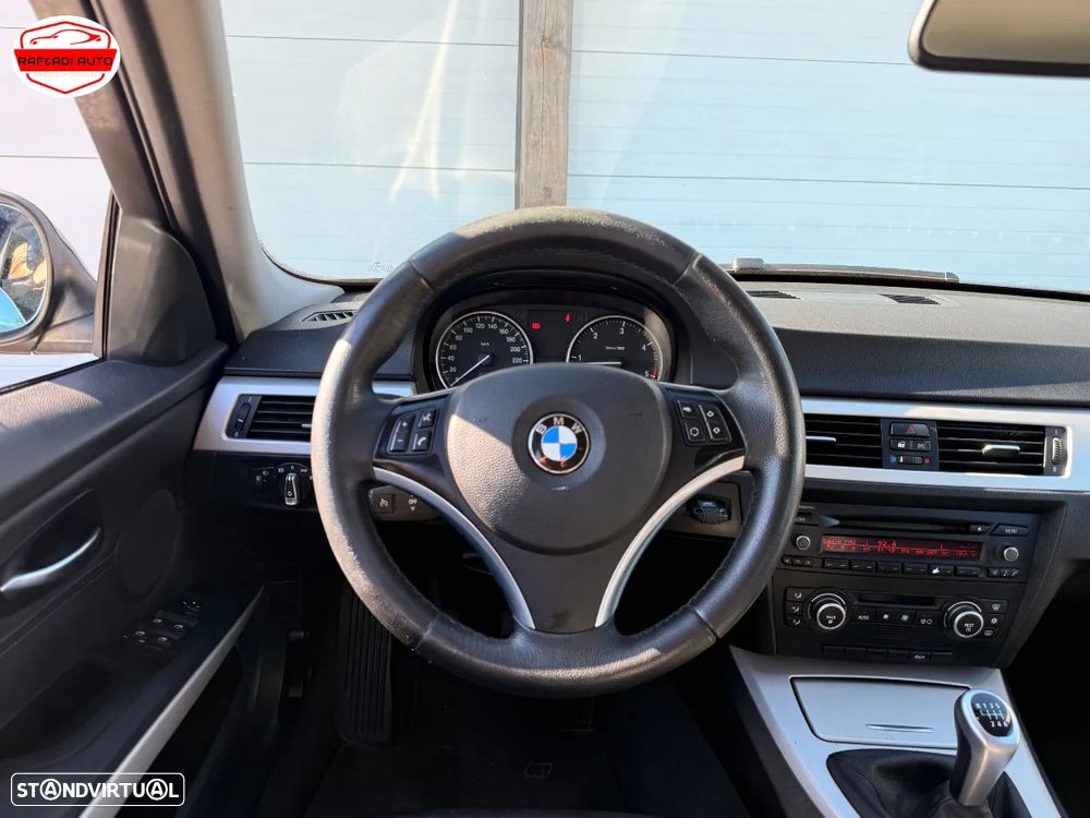 BMW 320 d - 14