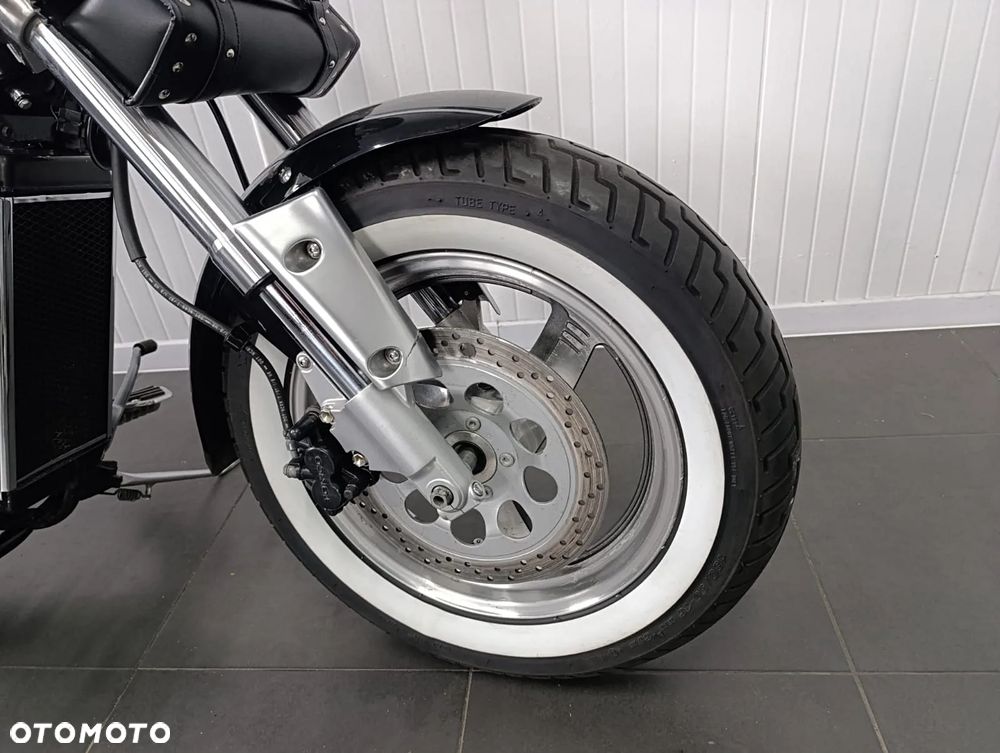Suzuki Marauder - 5