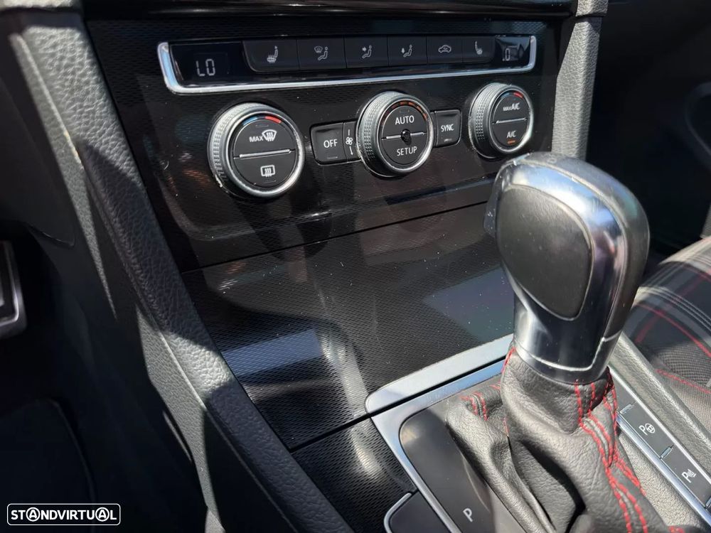 VW Golf 2.0 TSi GTi DSG Performance - 46