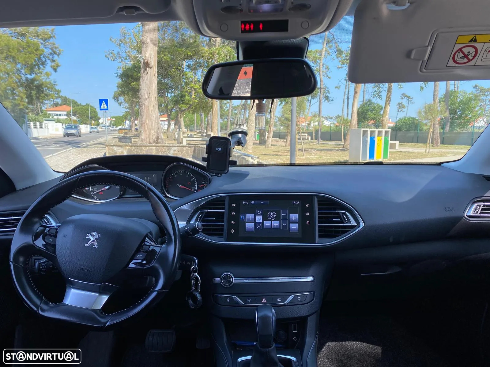 Peugeot 308 SW 1.2 PureTech Allure EAT6 - 12