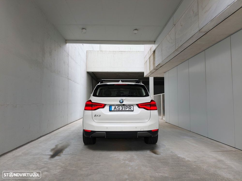 BMW iX3 Impressive - 7