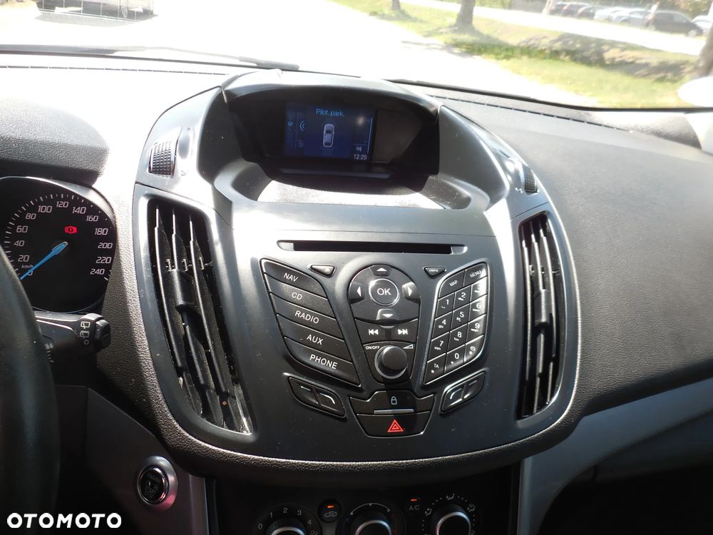 Ford Kuga - 22