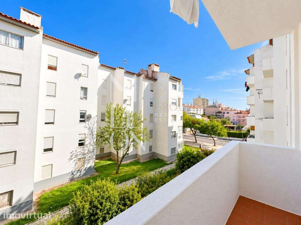Apartamento T2 com Varanda em Cascais | Excelente Oportunidade de Inve - Grande imagem: 3/21