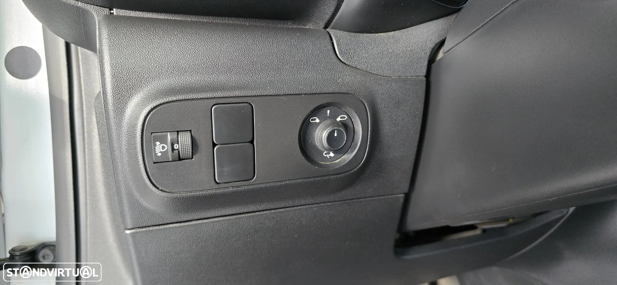 Citroën C3 1.5 BlueHDi C-Series - 23
