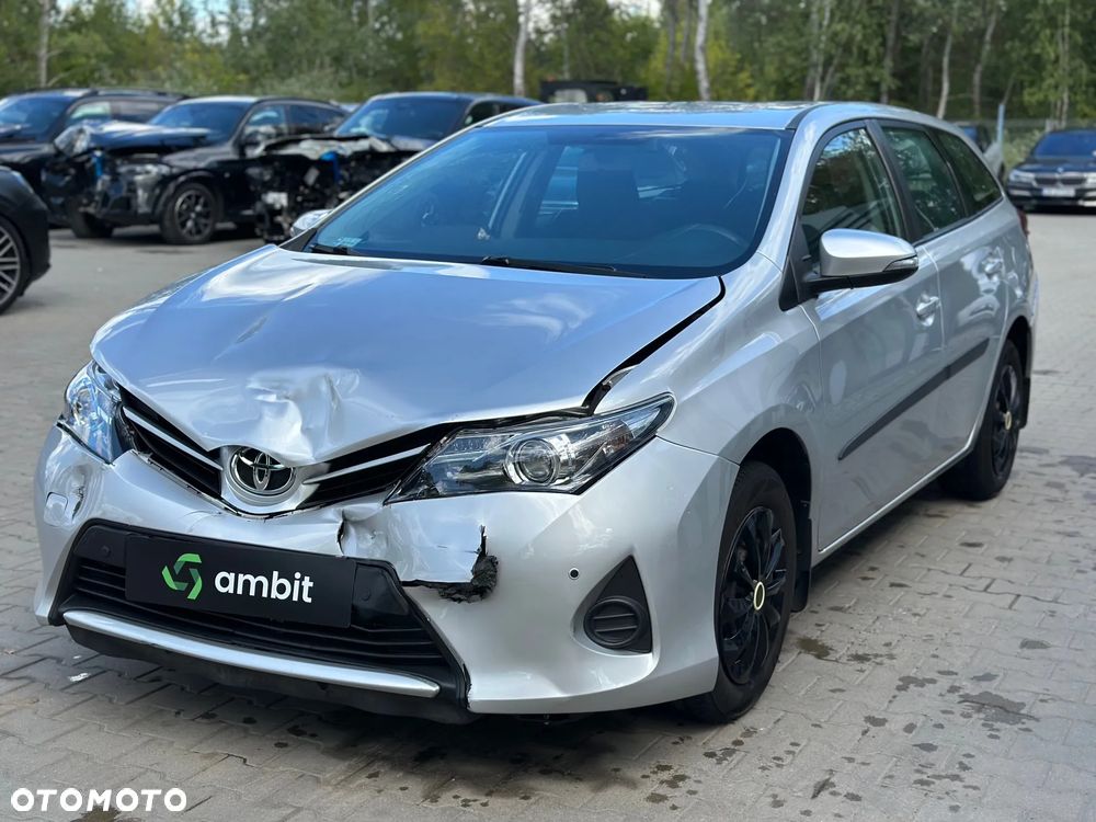 Toyota Auris - 3