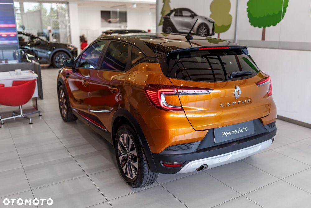 Renault Captur - 22