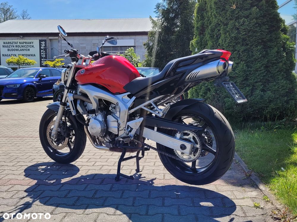 Yamaha FZ6 - 5