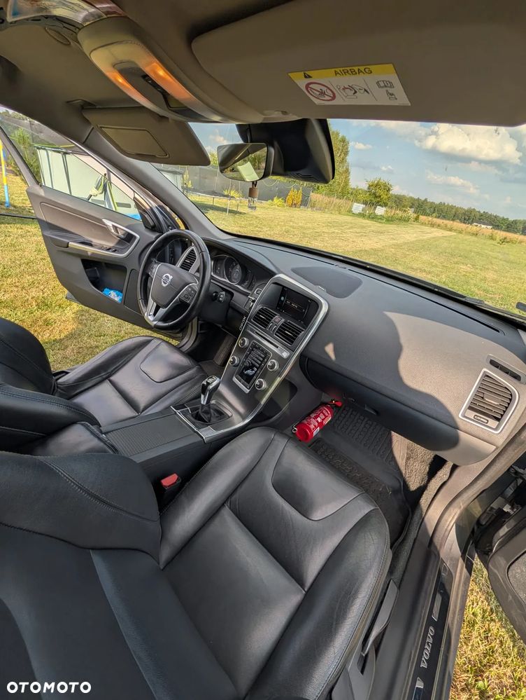 Volvo XC 60 - 26