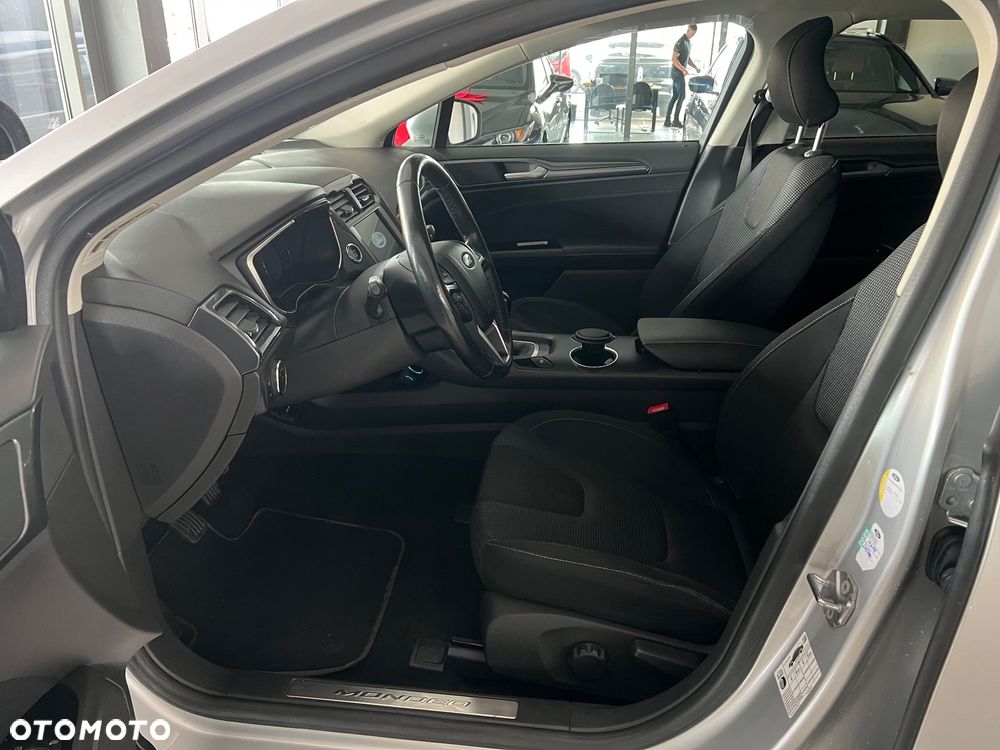 Ford Mondeo SW 2.0 EcoBlue Titanium - 20