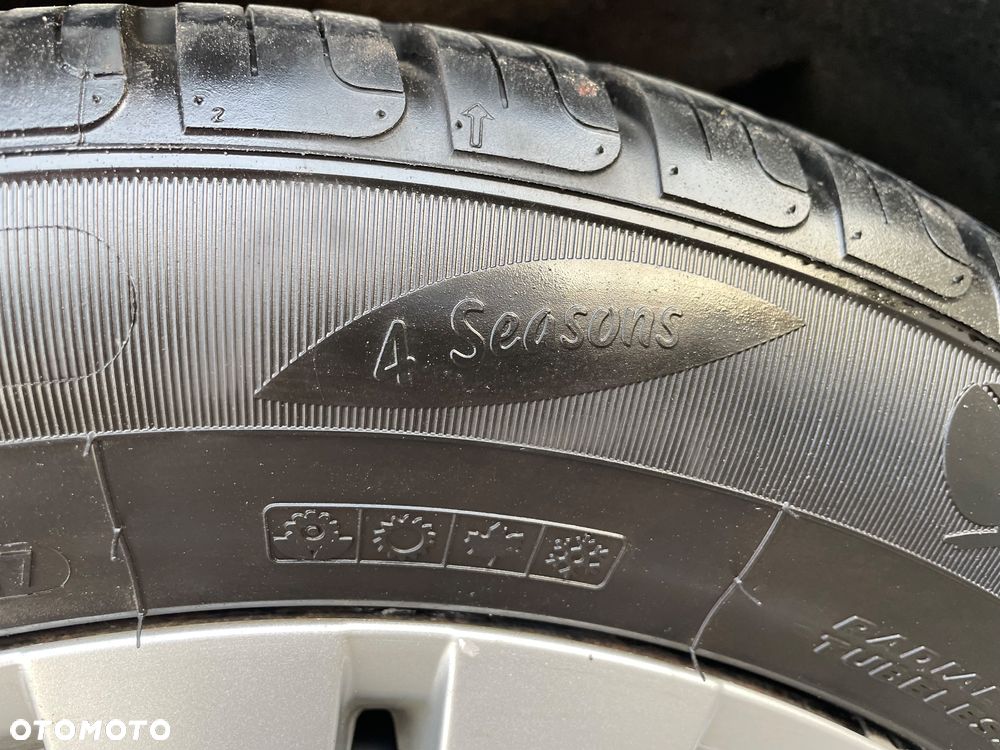 Citroën C4 Grand Picasso - 29