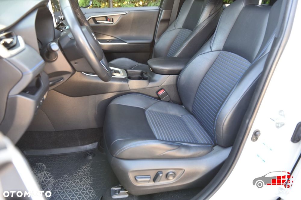 Toyota RAV4 - 18