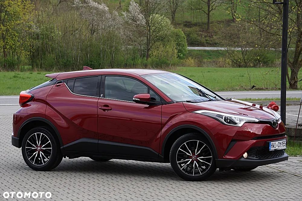 Toyota C-HR 1.2 Turbo Team Deutschland - 5