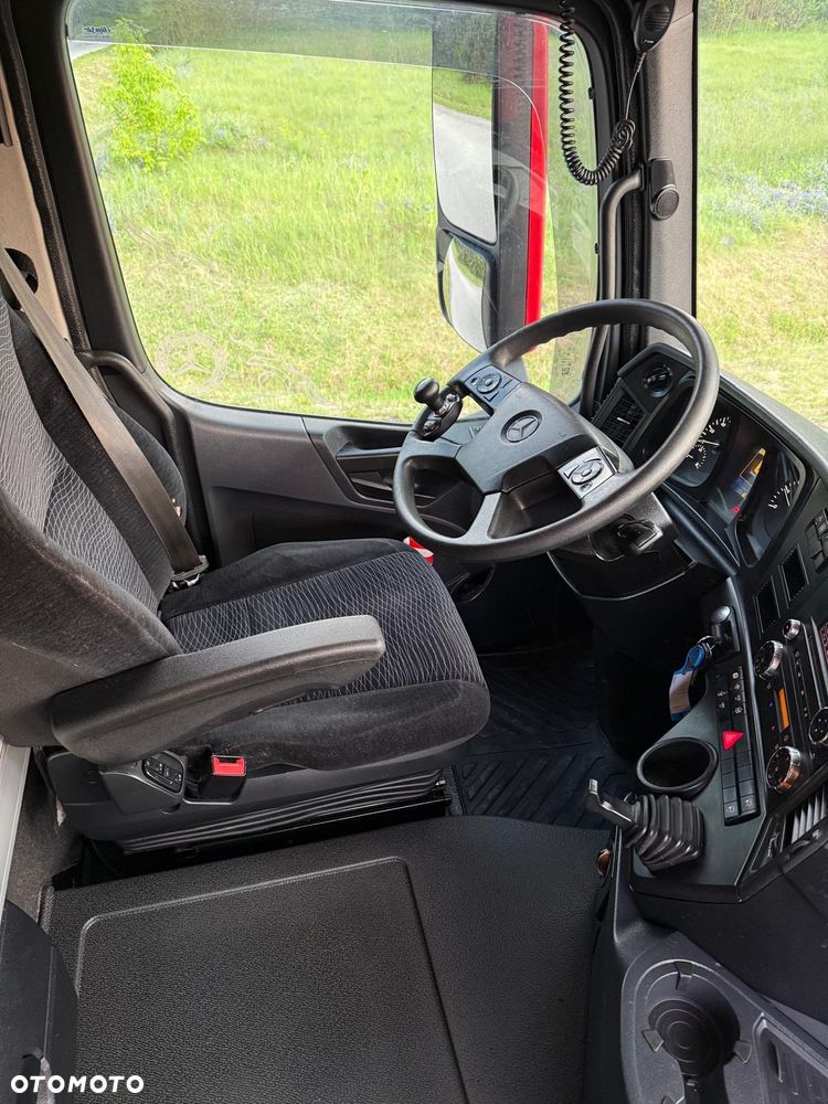 Mercedes-Benz Arocs 4148 8x4 - 11