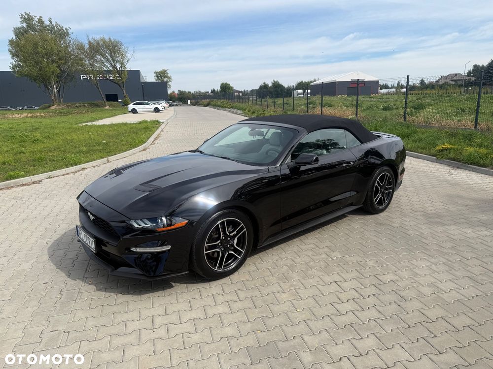 Ford Mustang - 3