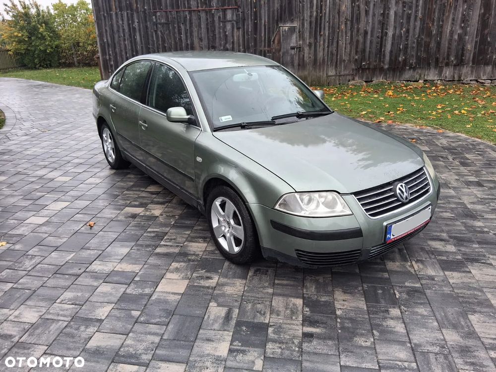 Volkswagen Passat 1.9 TDI 4Mot Basis - 2