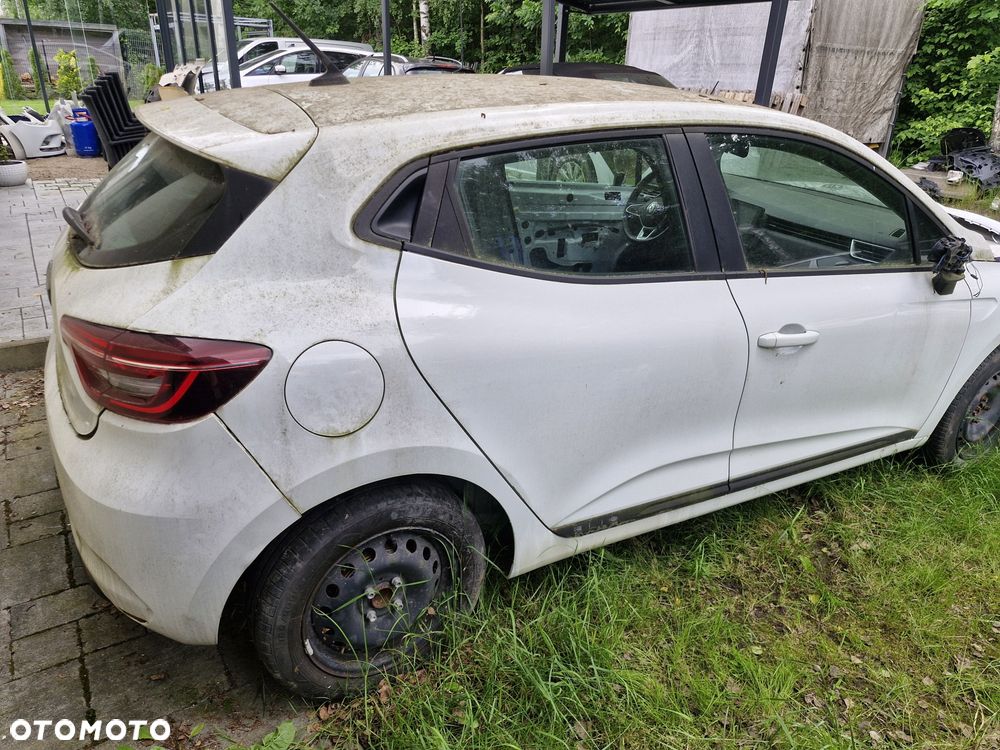 Renault Clio - 1