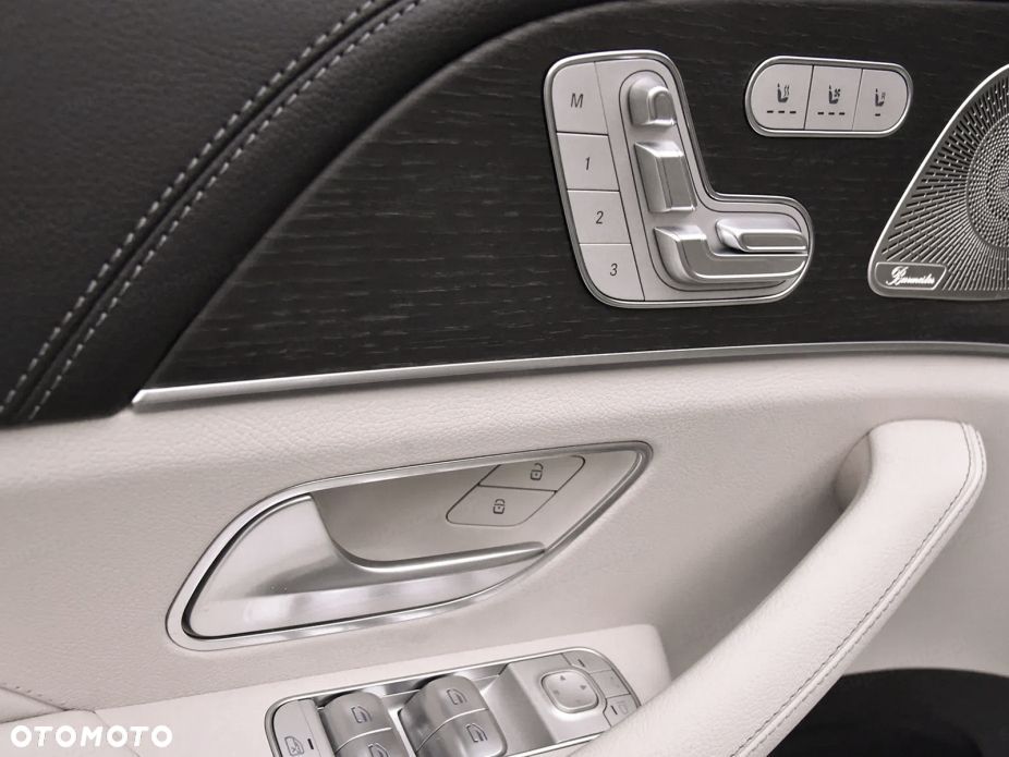 Mercedes-Benz GLE - 12