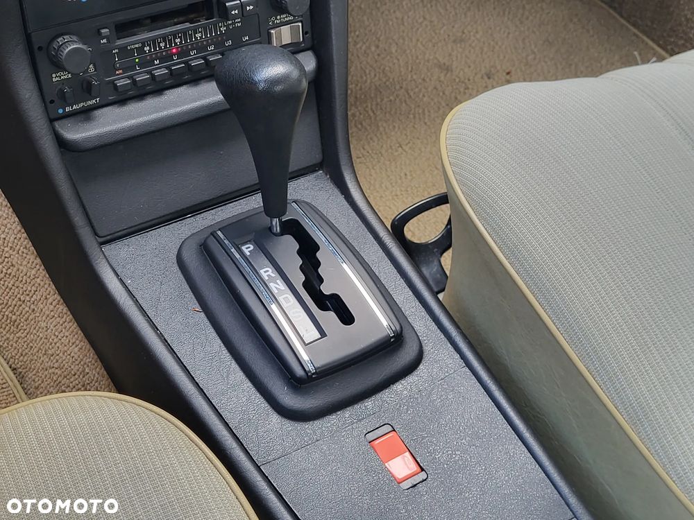 Mercedes-Benz W123 - 11