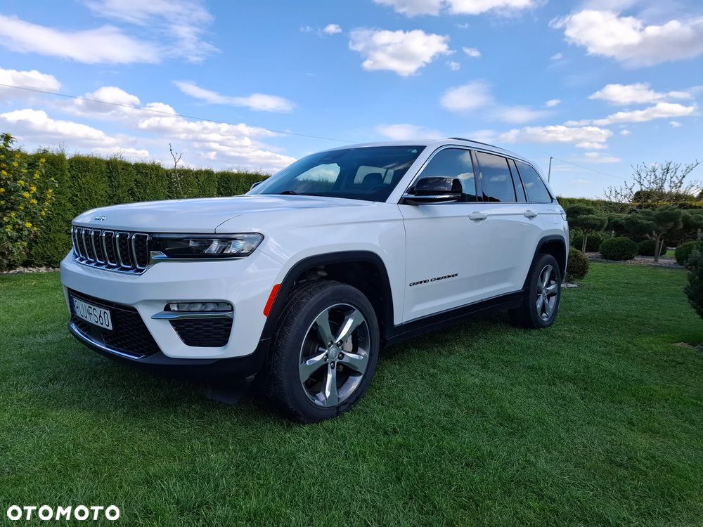 Jeep Grand Cherokee - 1