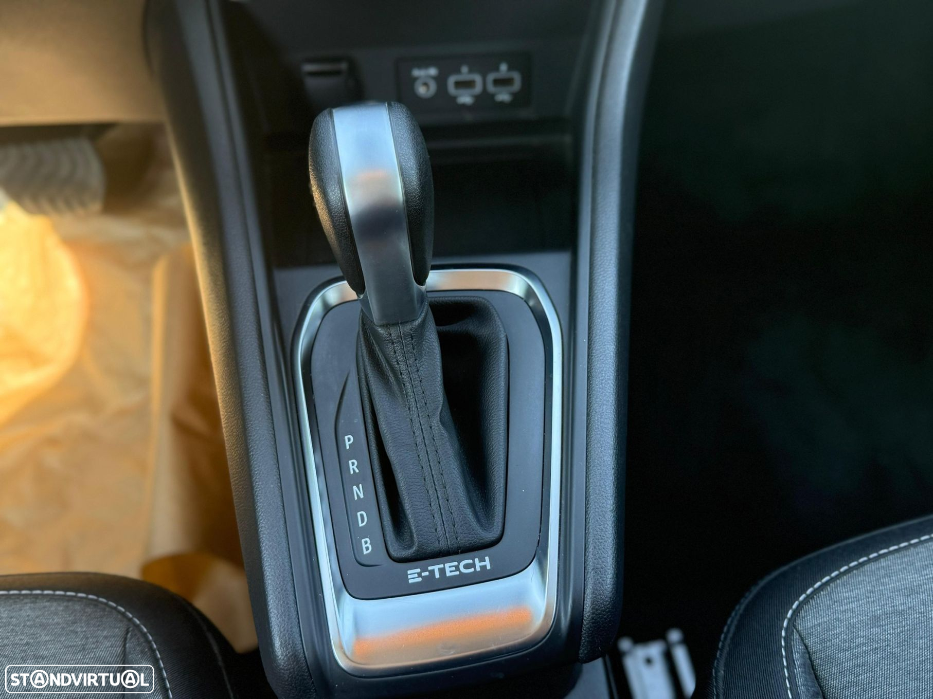 Renault Captur 1.6 E-Tech Full Hybrid Engineered - 9