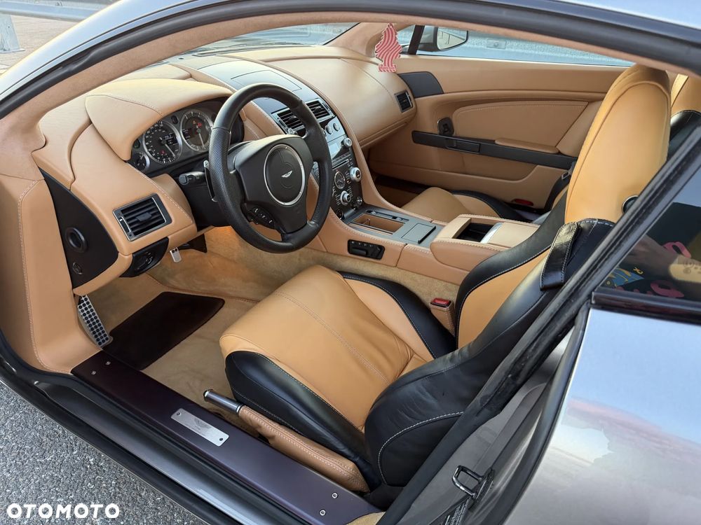 Aston Martin V8 Vantage 4,7 SportShift - 10