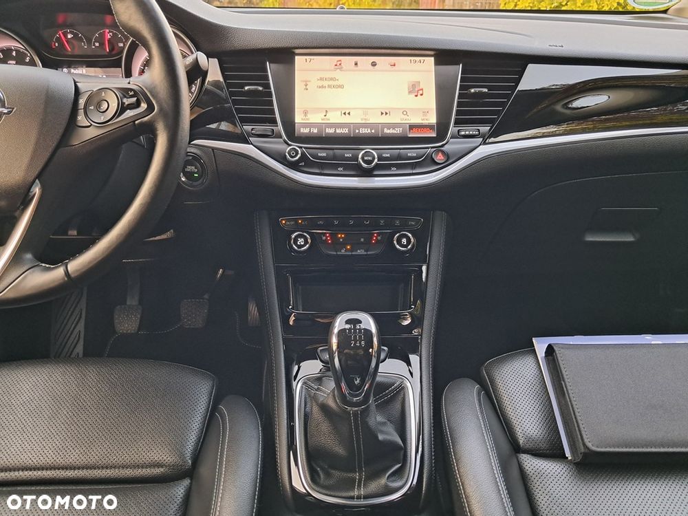 Opel Astra 1.6 Turbo Start/Stop Innovation - 21