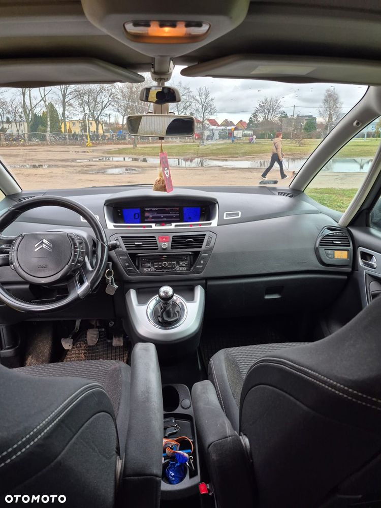 Citroën C4 Picasso - 11