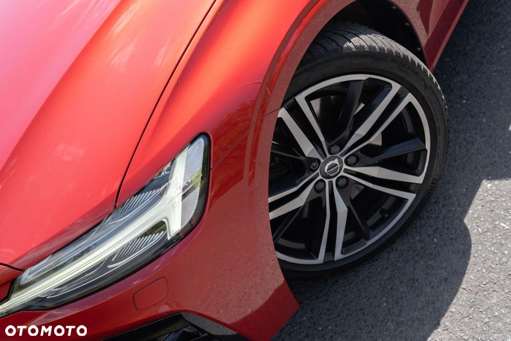 Volvo S60 T5 R-Design - 39