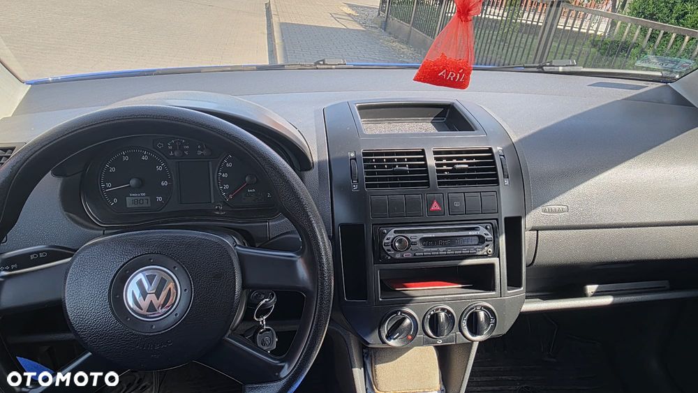 Volkswagen Polo - 18