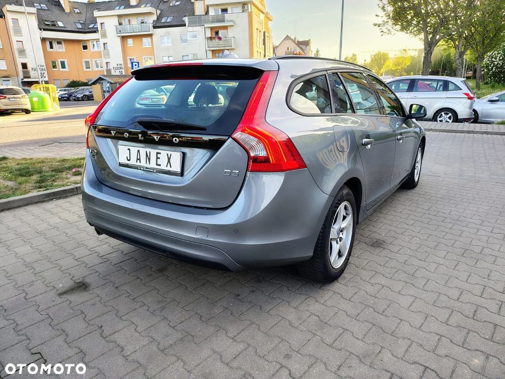 Volvo V60 D3 Linje Business - 13