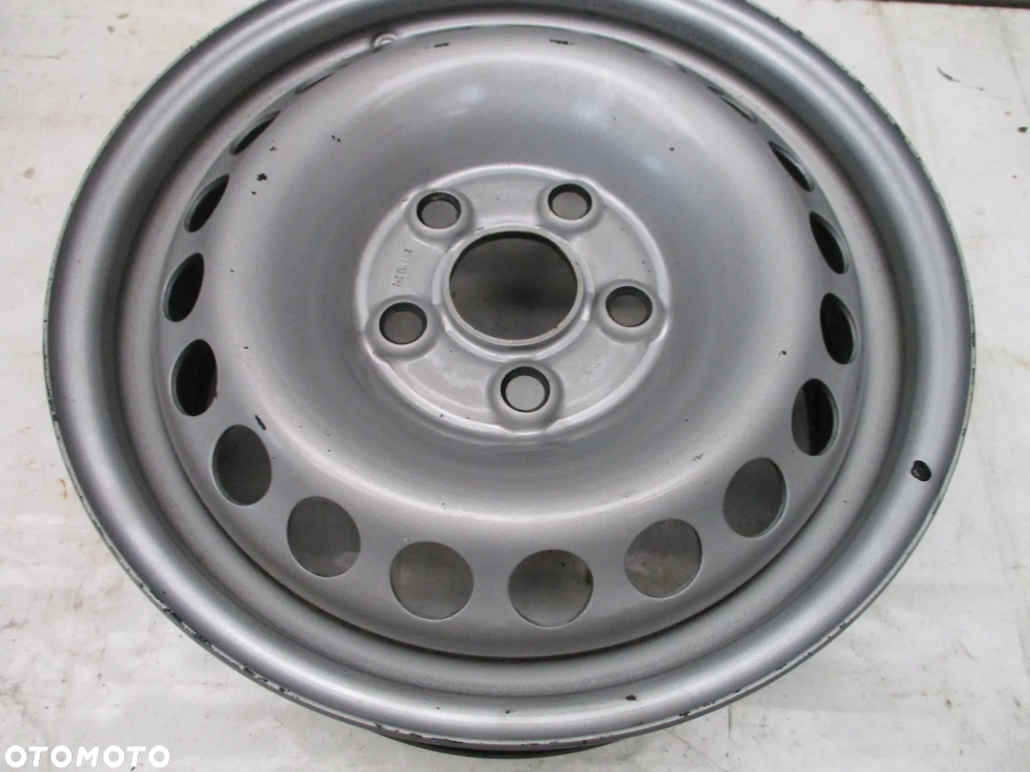 FELGI STALOWE  16 VW T5 T6 ET51 - 11