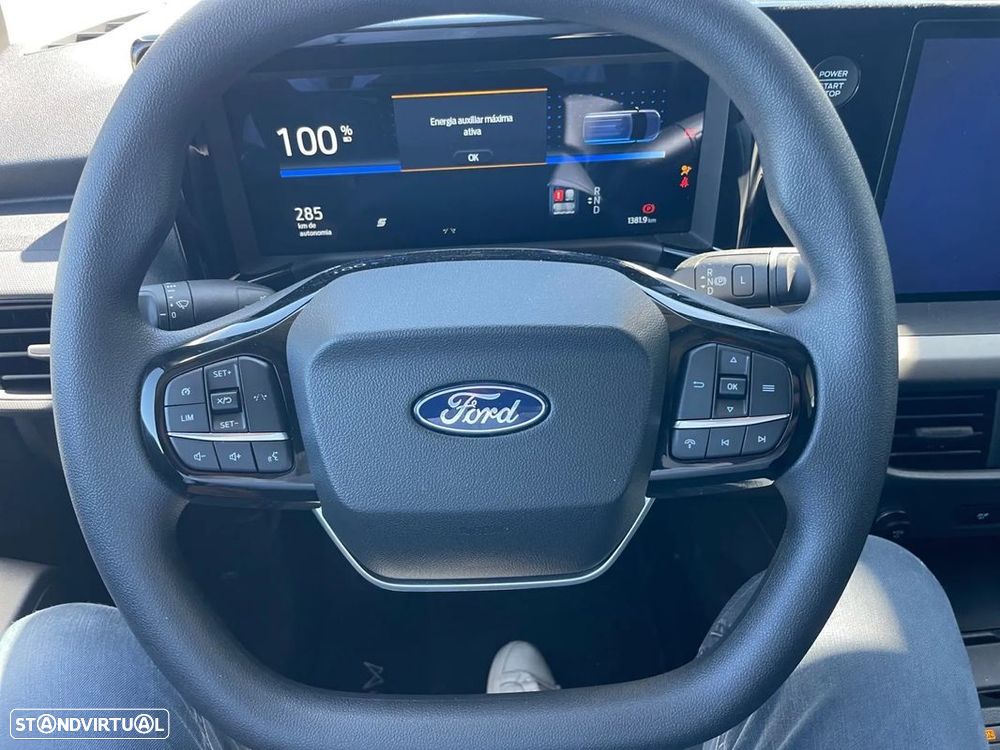 Ford E-Transit Courier 54kWh - 11