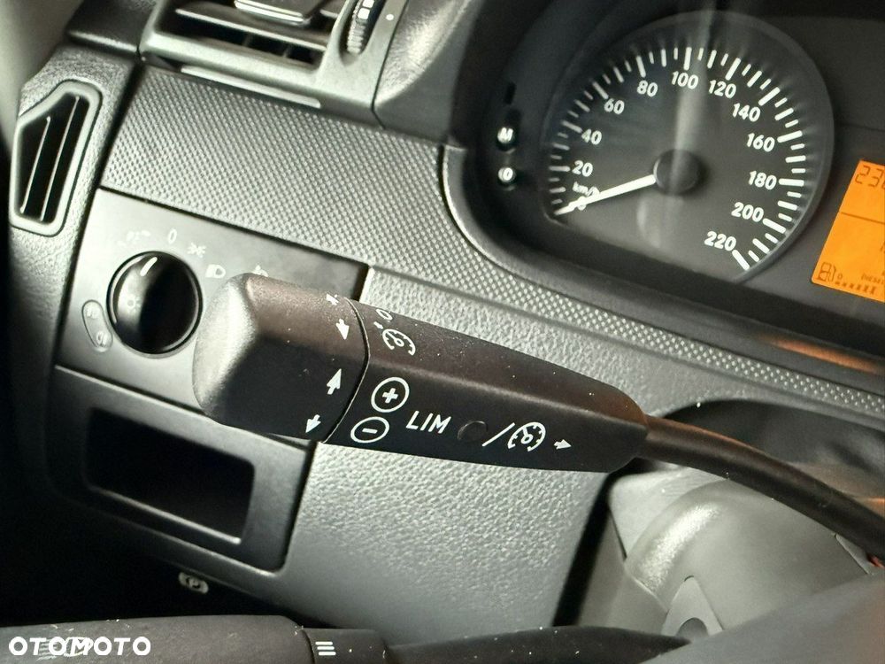 Mercedes-Benz Vito Kompakt SHUTTLE - 16