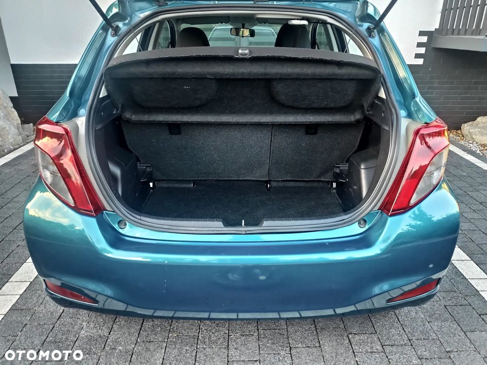 Toyota Yaris - 12