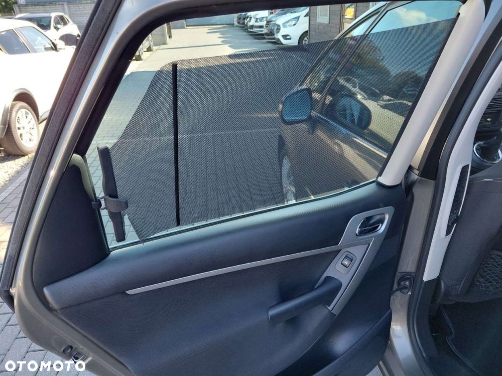 Citroën C4 Picasso - 17