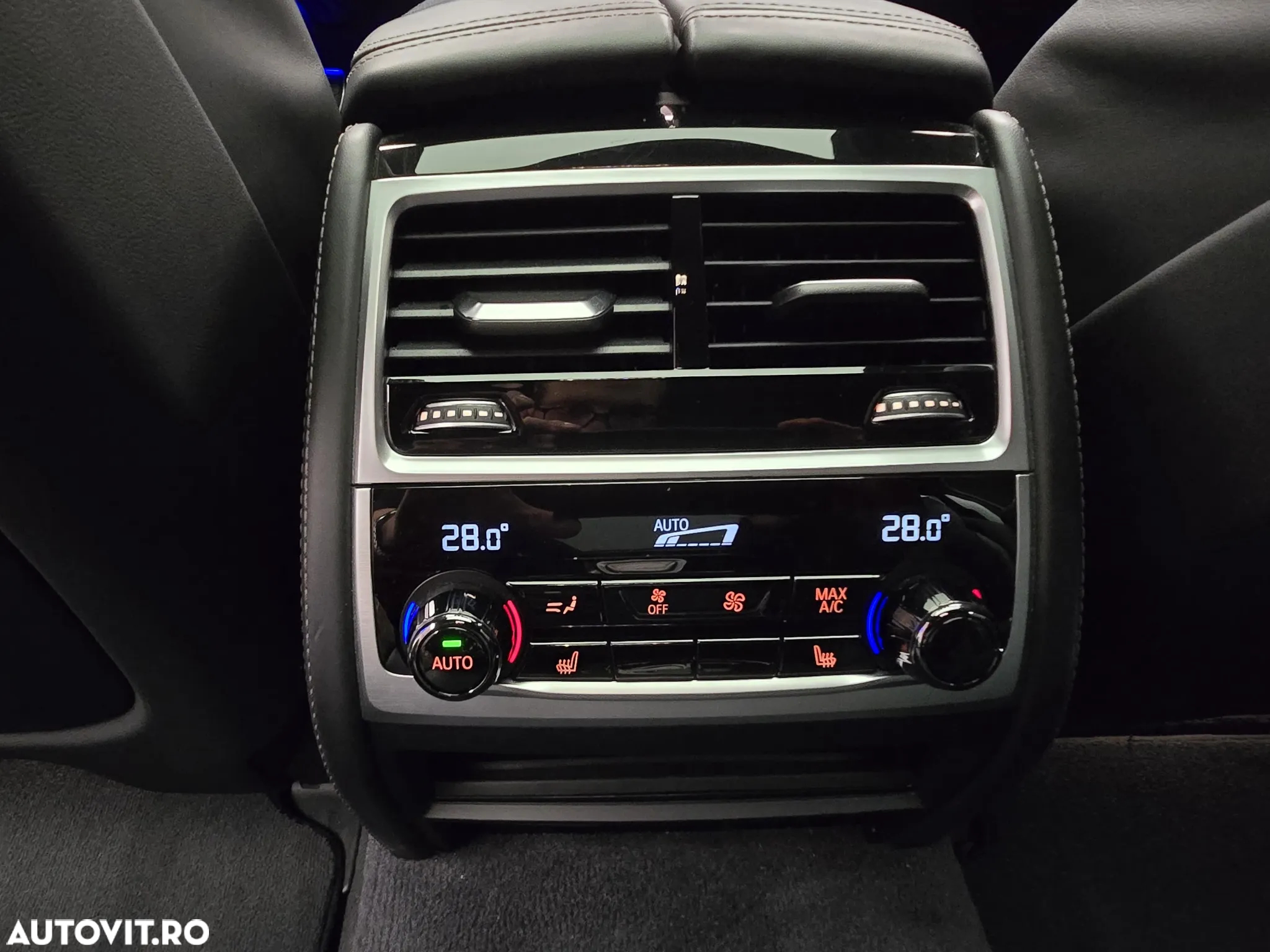 BMW Seria 7 730d xDrive - 23