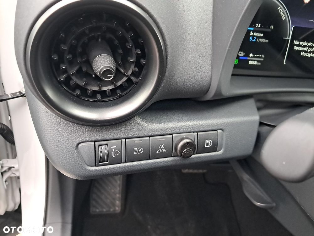 Toyota C-HR - 11