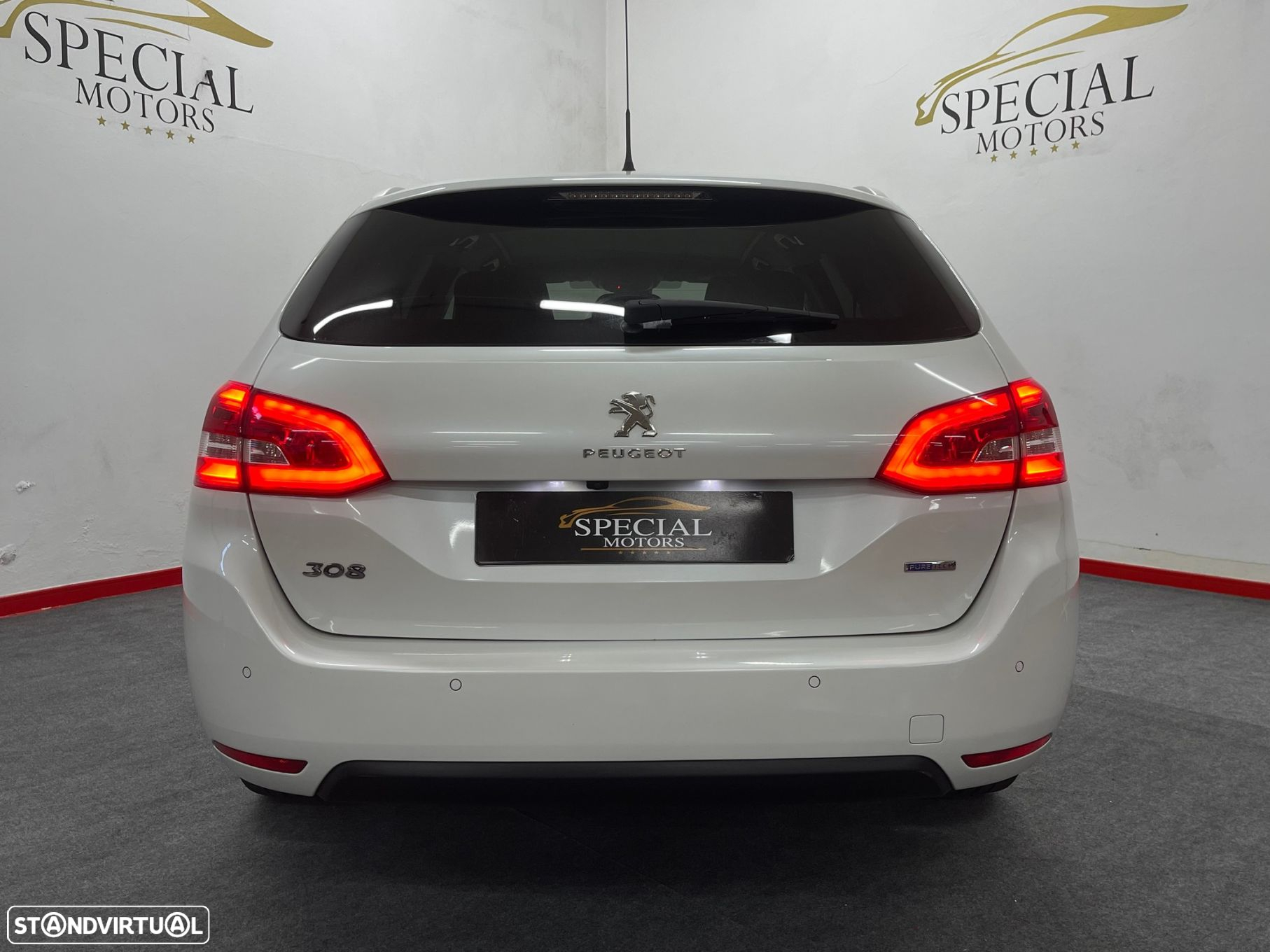 Peugeot 308 1.2 PureTech Allure Full LED EAT8 - 9