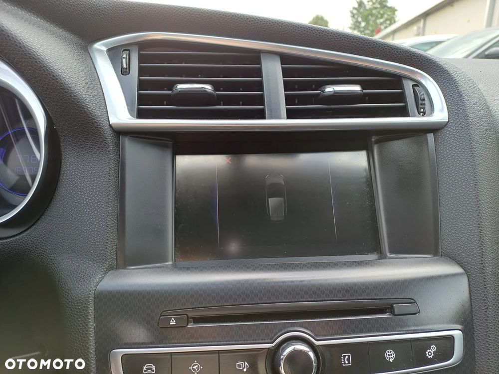 Citroën DS4 1.6 HDi SoChic - 20